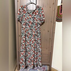 BNWT H&M floral tier maxi dress flowy short puff sleeve